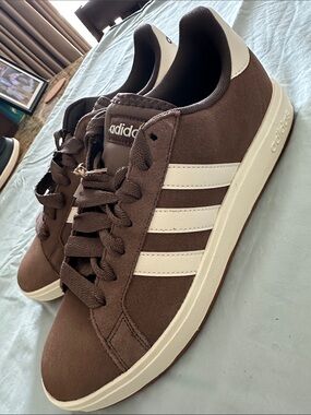 adidas Grand Court Base 00s Mocha Suede Sneakers, NWT, 9.5